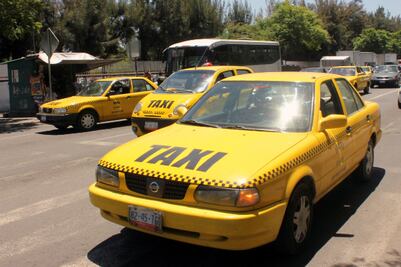 DIF Móvil para taxistas y sus familiares