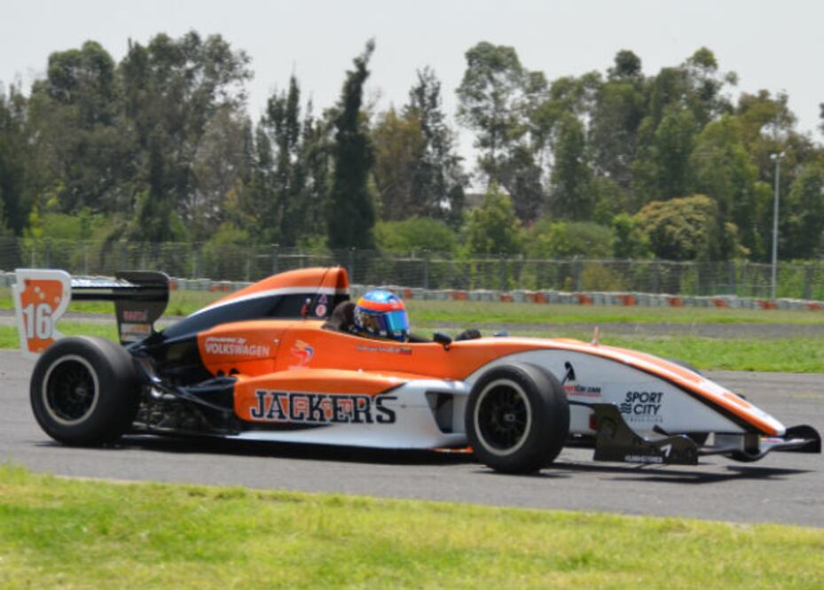 Cerullo vuela en la Magdalena