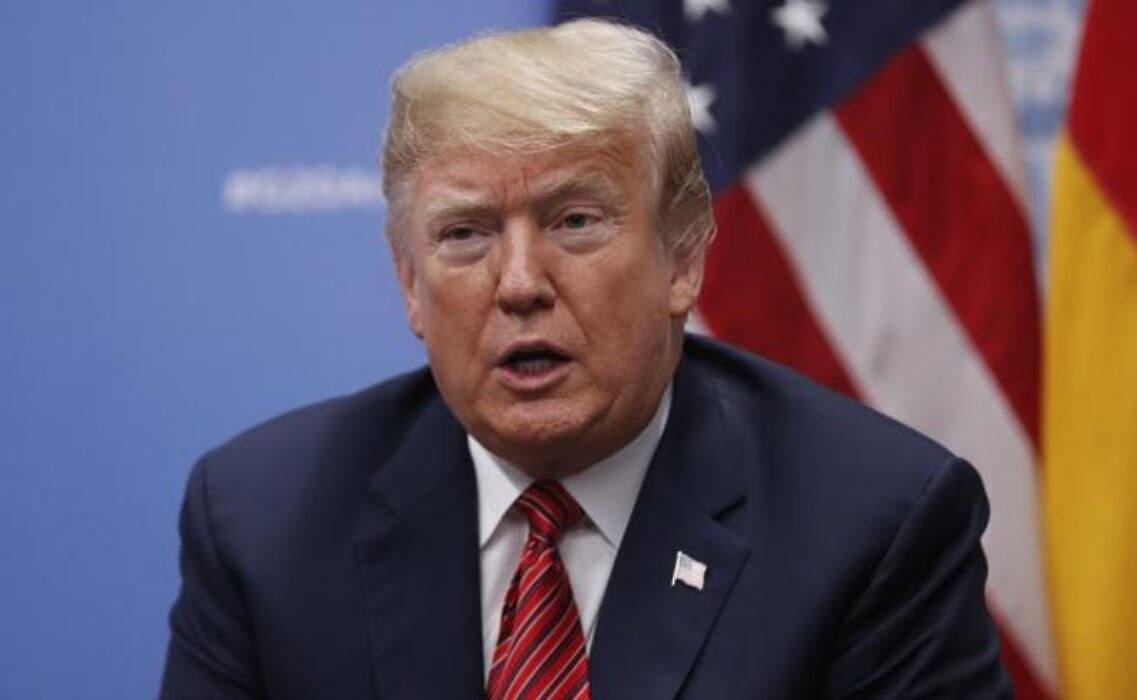 Trump felicita a AMLO por su "tremenda victoria política" en México