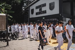 Aumenta matrícula de Medicina en la UAQ