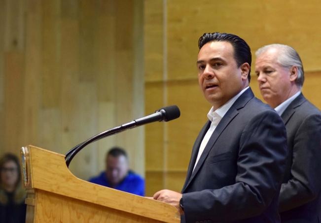 Dimisión podría causar desestabilidad: Luis Nava