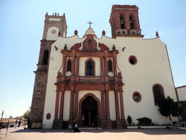 Muere el Padre Jaime a causa de Covid; oficiaba misas en Amealco