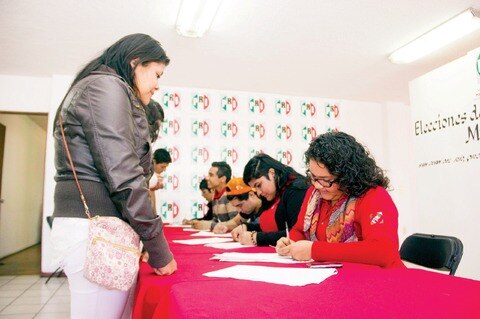 Destapan a posible líder de PRI en SJR 