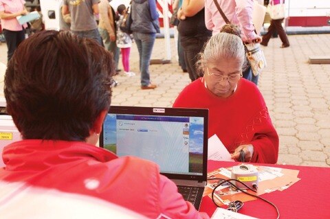 Seguro Popular busca más afiliados en la Sierra Gorda