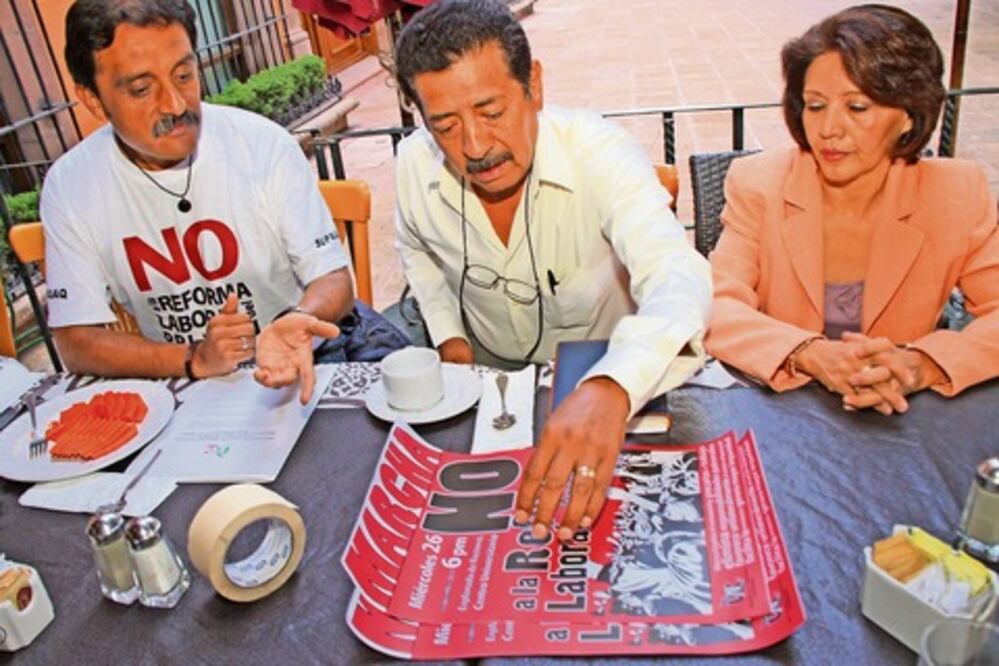 Sindicatos se amparan contra reforma laboral