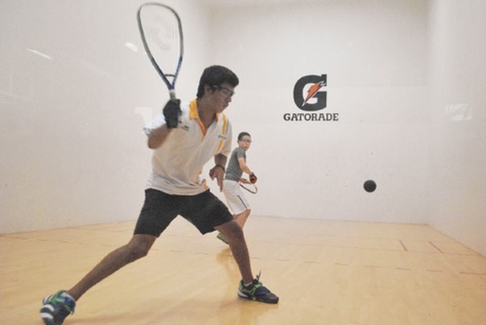 Avanzan queretanos en el San Luis Open