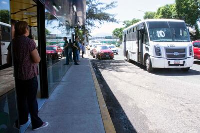 Paradas tipo Dubái: costosas, inconclusas y sin abrir