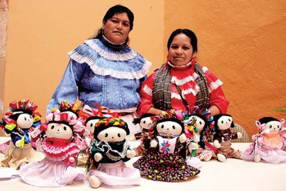 Hmädi, nueva muñeca otomí
