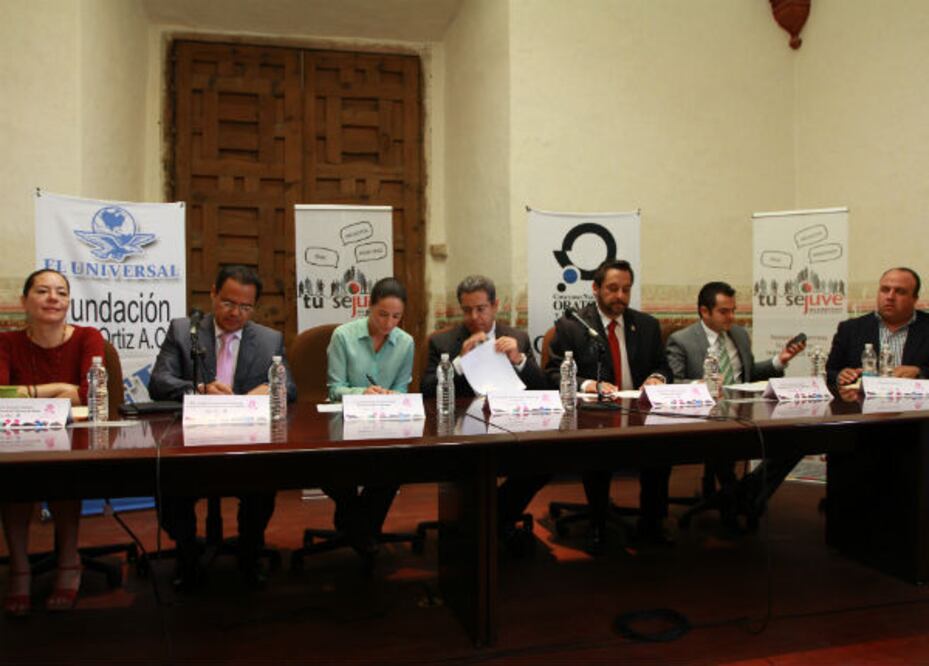 Presentan concurso de oratoria 2013