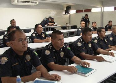 Imparten curso sobre Sistema Penal Acusatorio