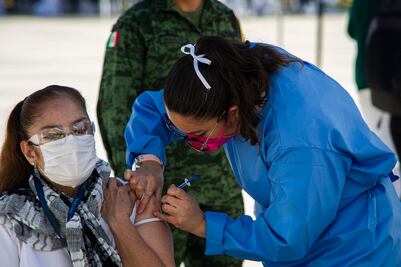 Vacunación tiene avance de 83%