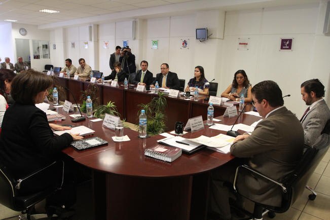 El consejero destacó que fue aprobado el domicilio de 27 consejos distritales y municipales, así como la ubicación de las bodegas electorales para 2018. (ARCHIVO. EL UNIVERSAL)