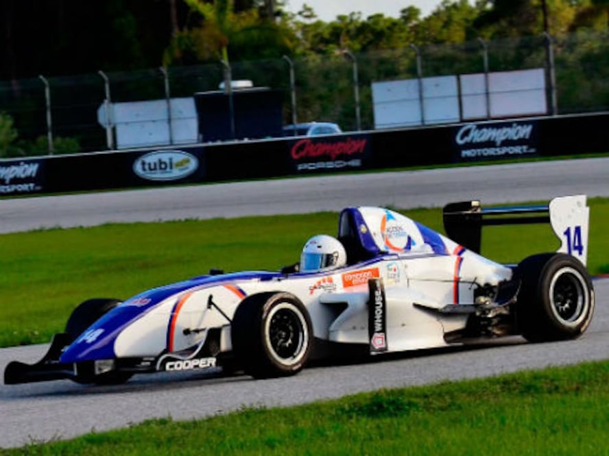 Sergio Muñoz termina en sexta posición 