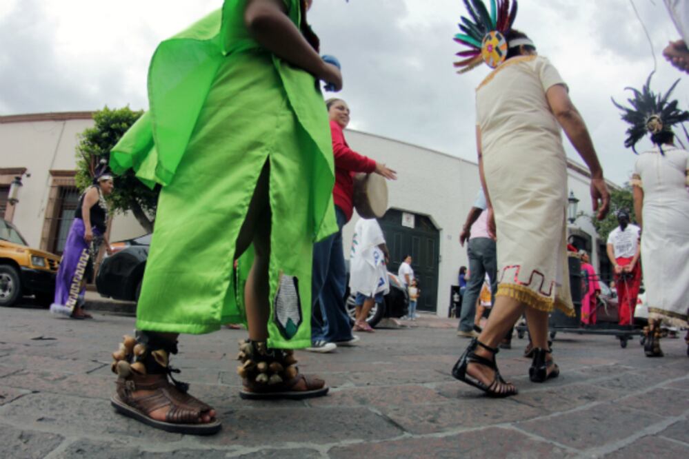 Inician danzantes festividades en La Cruz