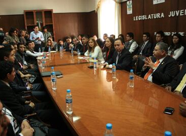 Preocupa a jóvenes emprendedurismo