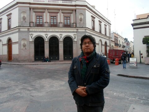 Roban  oboe y  un  corno  a músico