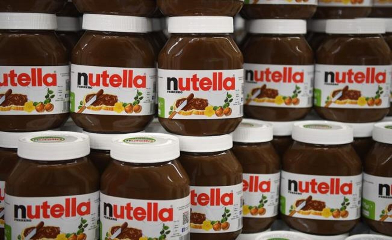 Francia investigará a supermercados tras caos por descuento en Nutella