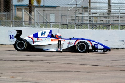 Sergio Muñoz comienza el año en Miami con LATAM