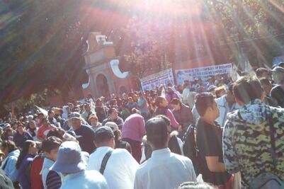 Se manifiestan contra EPN