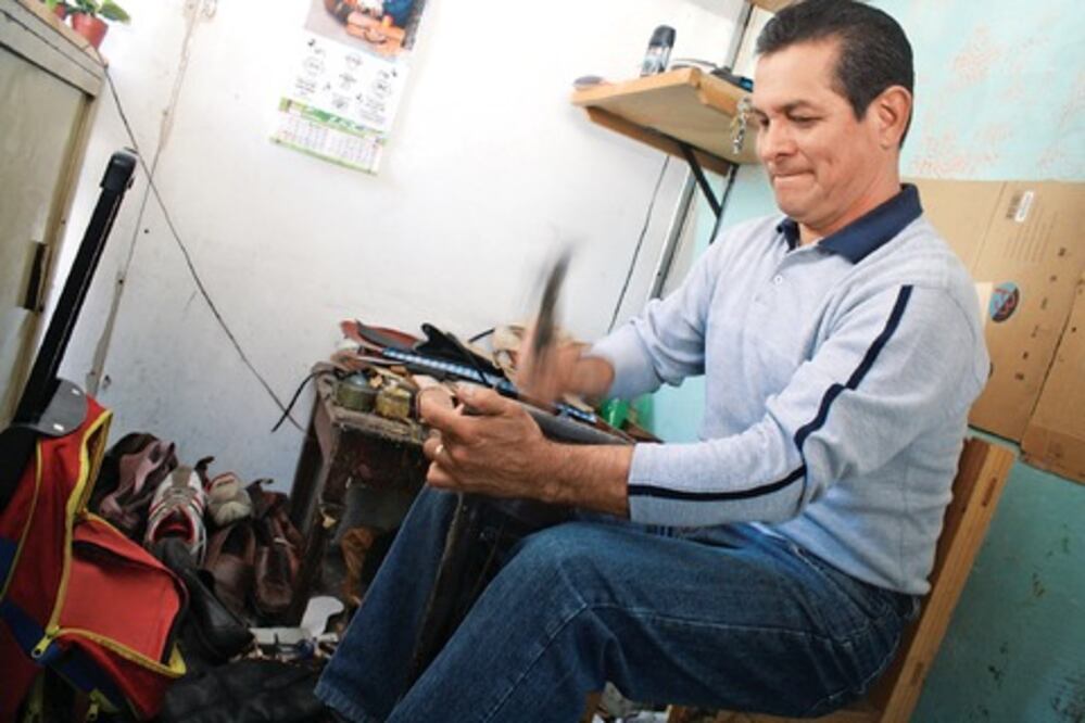 Más de 30 años restaurando zapatos