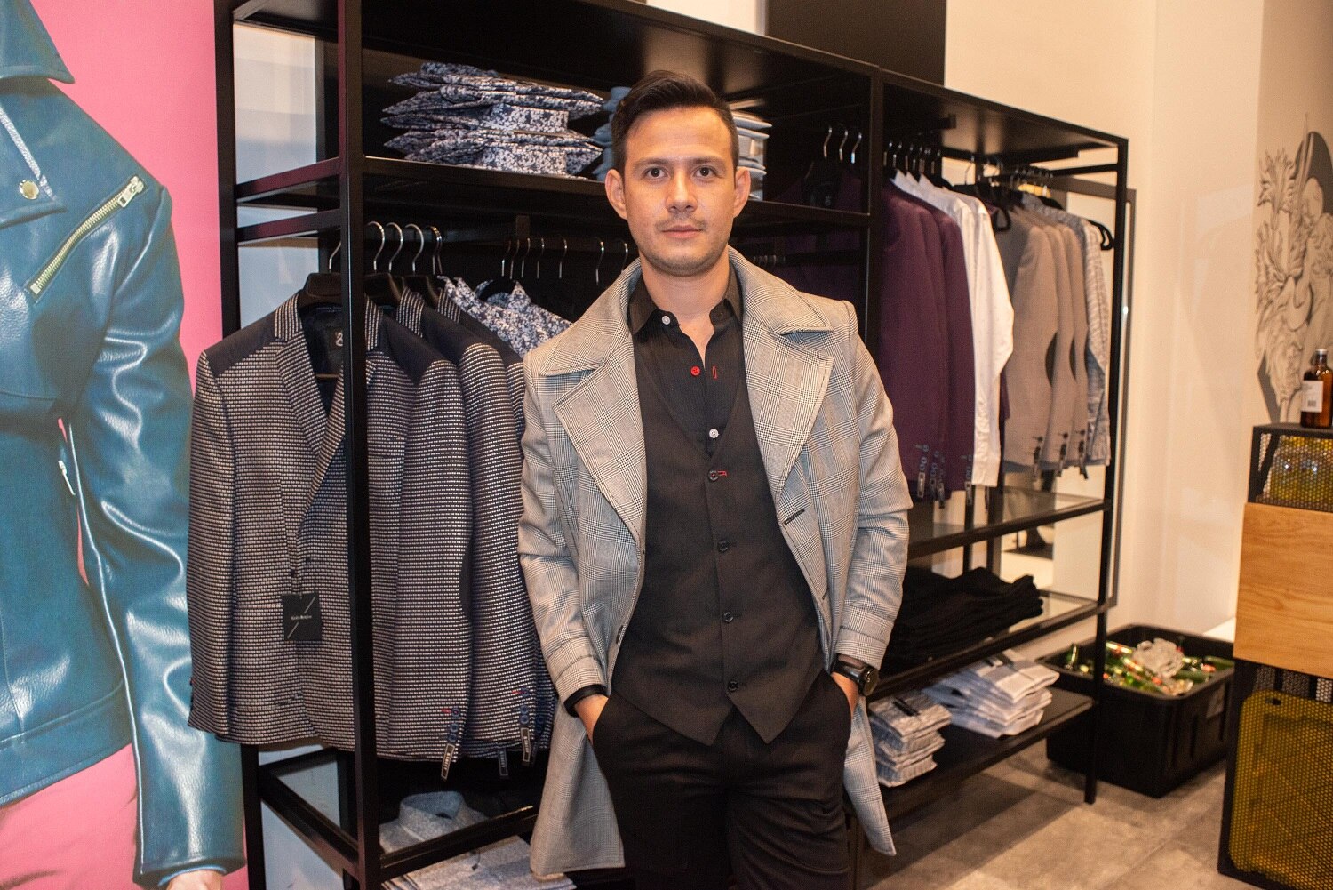 Esperada inauguración de Galo Bertin