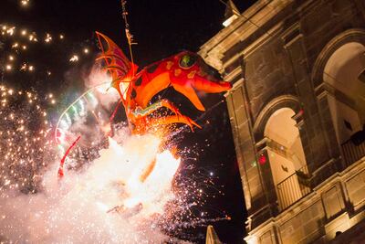 Diócesis rechaza prohibición de pirotecnia