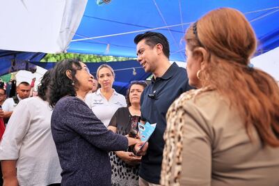 Felifer Macías lanza “El Extra” en Santa Mónica: apoyos económicos directos para 50 mil queretanos