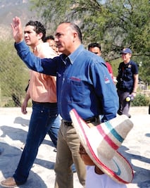 Entrega obra en  la Sierra Gorda