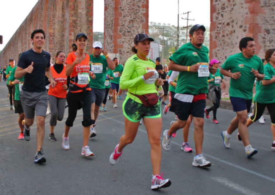 Fiesta en la calle por Maratón Querétaro 2013
