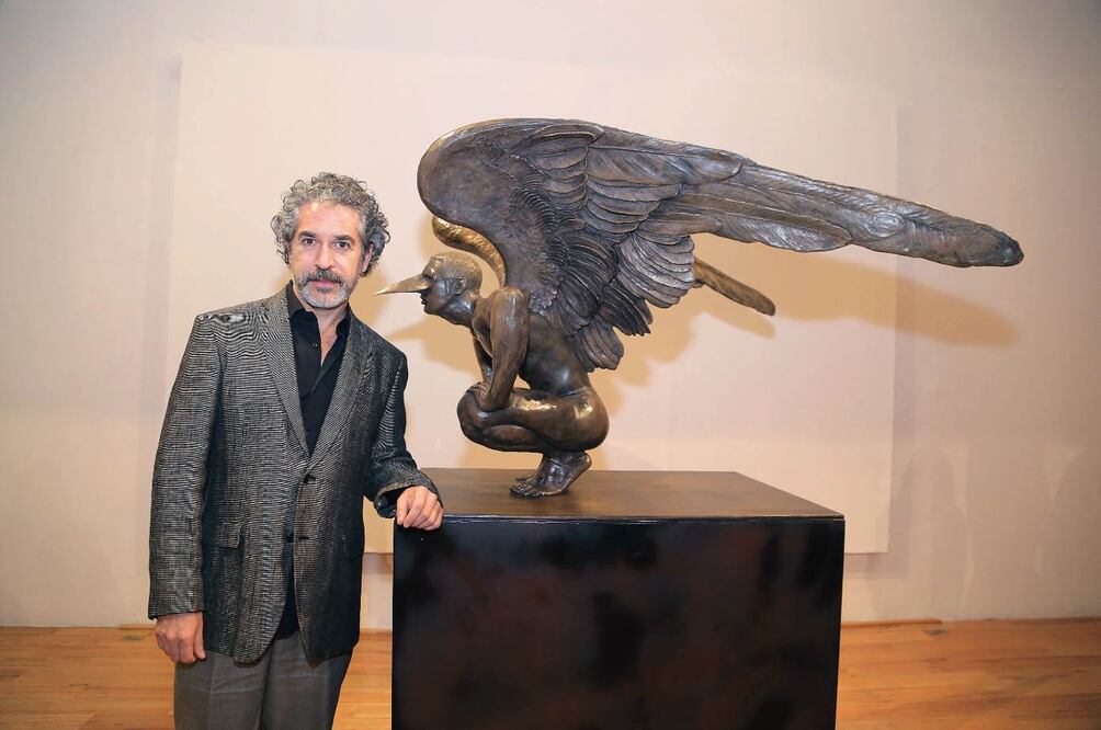 Jorge Marín, entre alas y bronce
