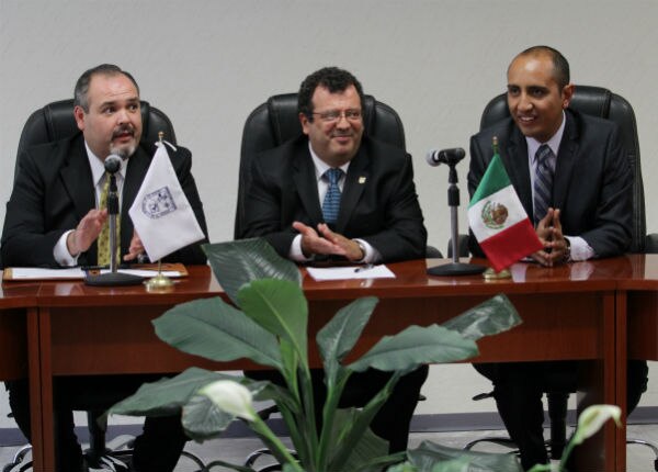 Apadrinarán a universitarios