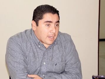 Realizan reunión privada con choferes