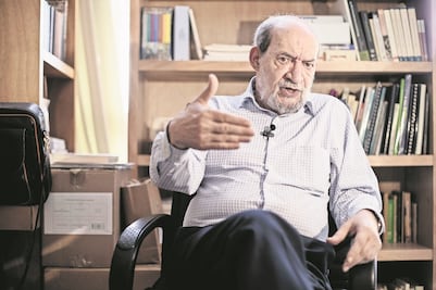 Carlos Zolla Luque: " Por herbolaria hay remedios en cualquier cocina mexicana"