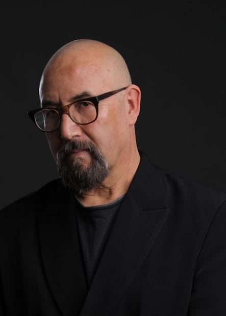 Rubén Maya Moreno, artista Visual por la UNAM con doctorado en Bellas Artes por la Universidad Complutense de Madrid.