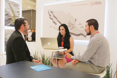 Se reunen inversionistas y académicos del sector