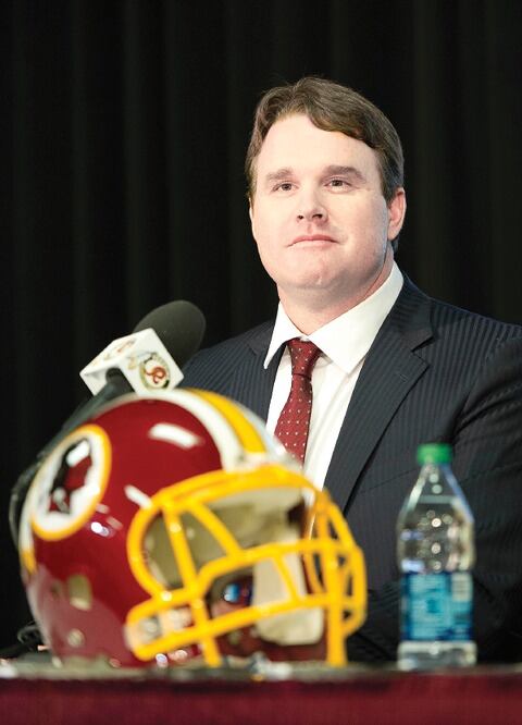 Gruden es coach de los “Pieles”
