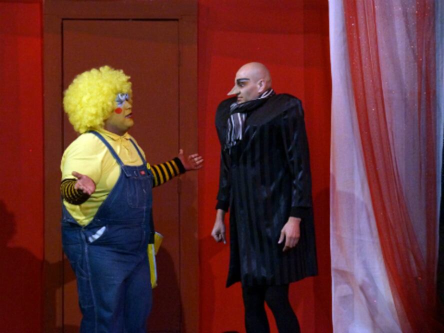 Pastorelas de chile y mole