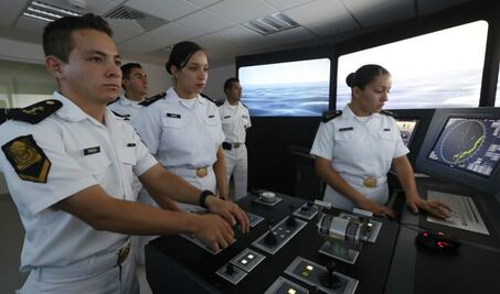 Se moderniza la escuela naval