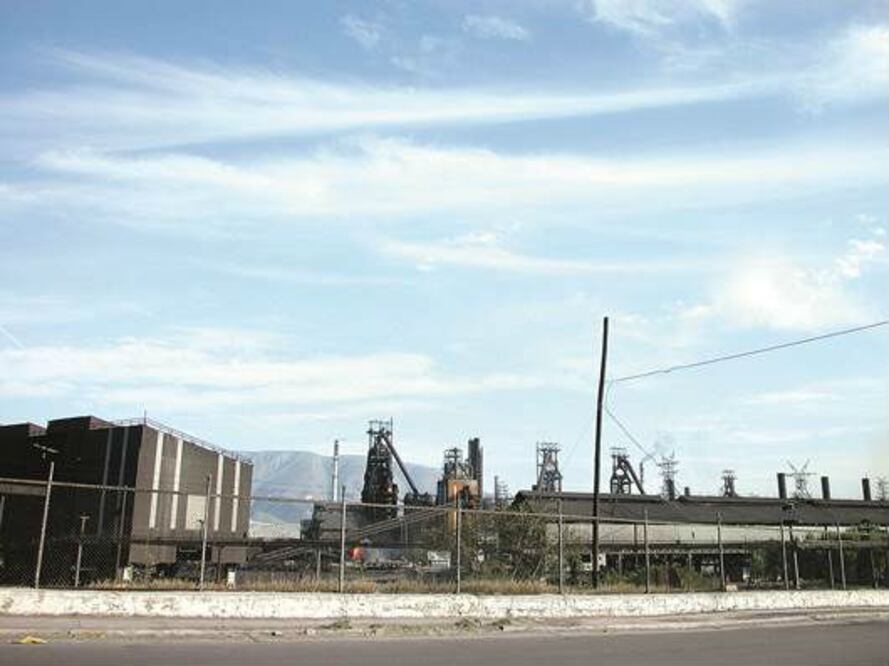 AHMSA recorta plantilla