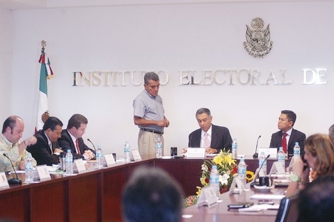 Prevén elección "cerrada" en San Juan