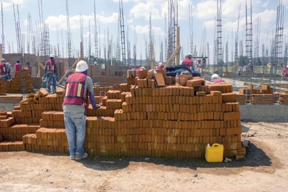 Busca SJR atraer 4 mmdp de IP