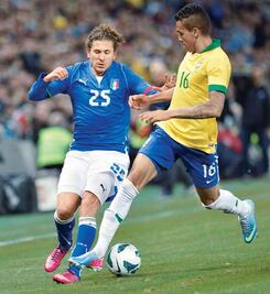 Italia y Brasil dan muestra de poder