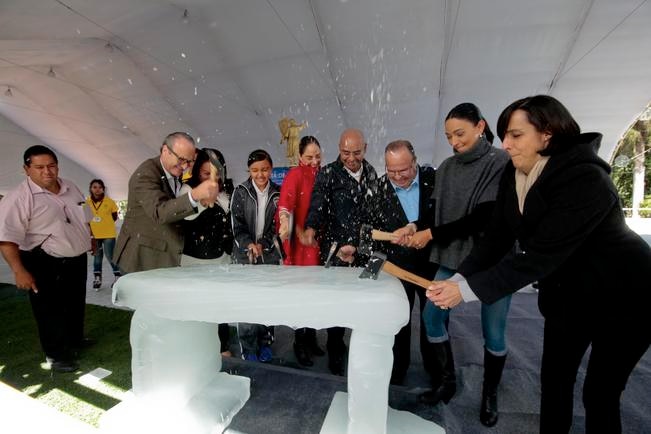 Diversión gratuita sobre hielo