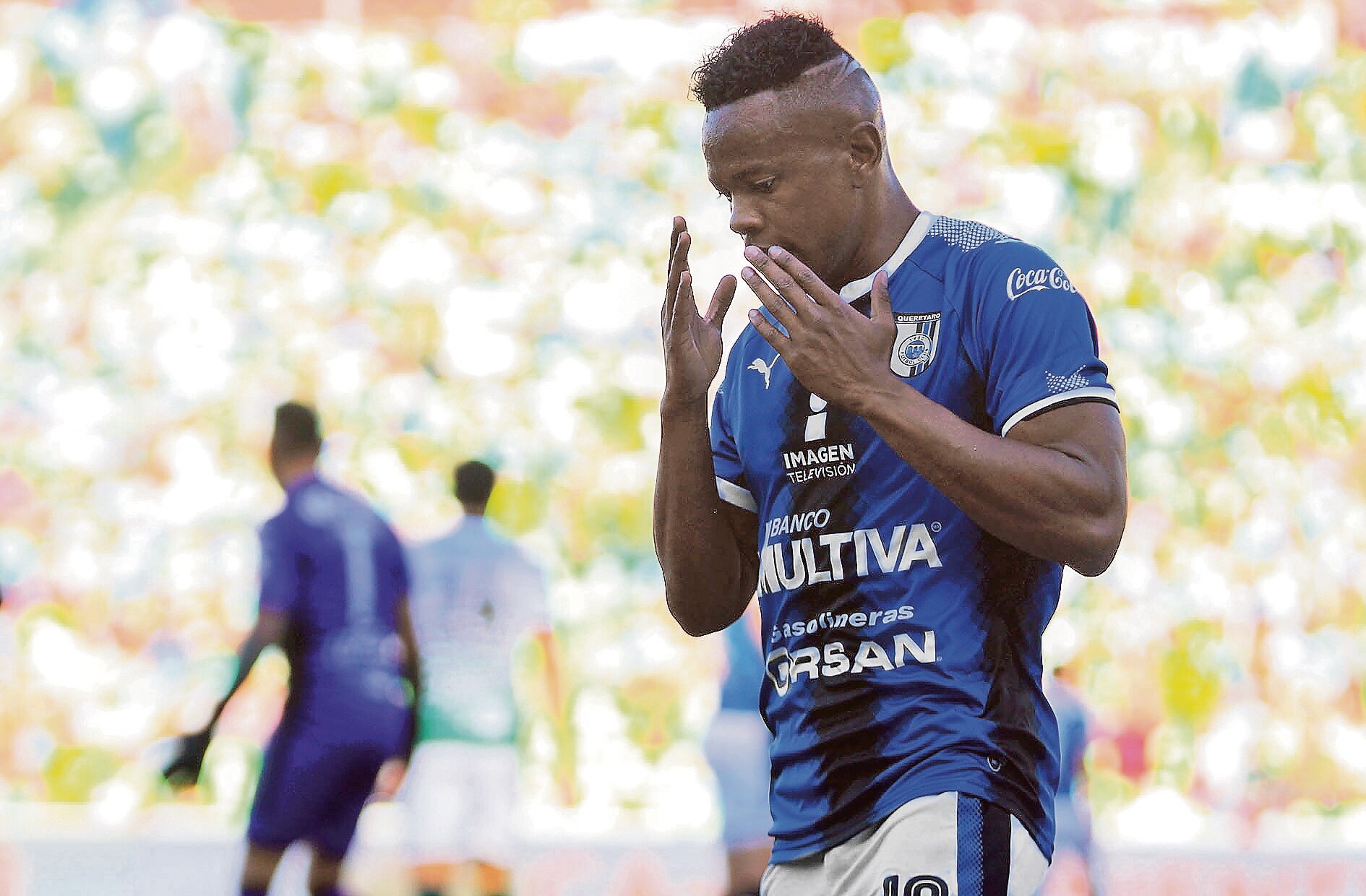 Los Gallos Blancos fallan en duelo clave