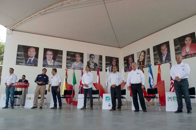 El foro realizado en la UVM fue un espacio para la exposición de propuestas y para que hubiera ataques y señalamientos, como ocurrió en el encuentro organizado el pasado martes por la Coparmex (MITZI OLVERA. EL UNIVERSAL)