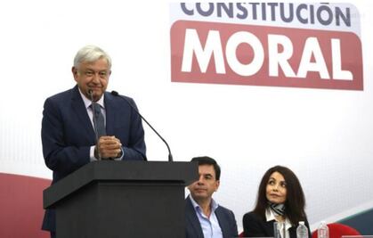 AMLO lanza convocatoria para Constitución moral