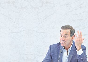 Gabriel de Anda también da un paso de costado