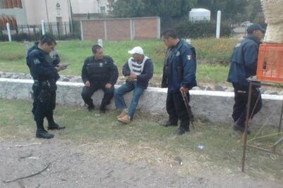 Evita ciudadano robo de camioneta