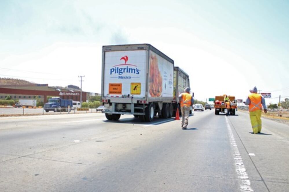 Carretera 57 está en constante reparación