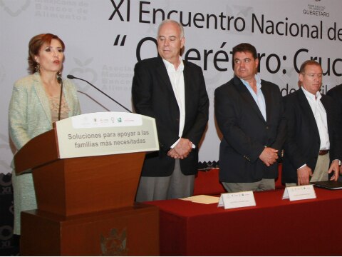 Bancos de alimentos se suman